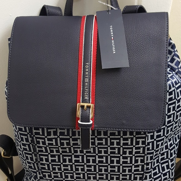 😍😍Authentic Tommy Hilfiger unisex backpack - Picture 2 of 8
